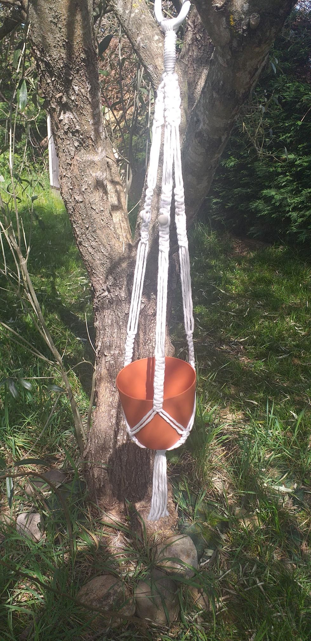 Macramé porte plante avec pot