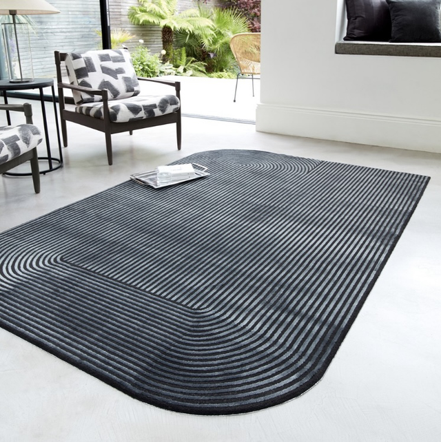 Kuza Shape Black Charcoal 