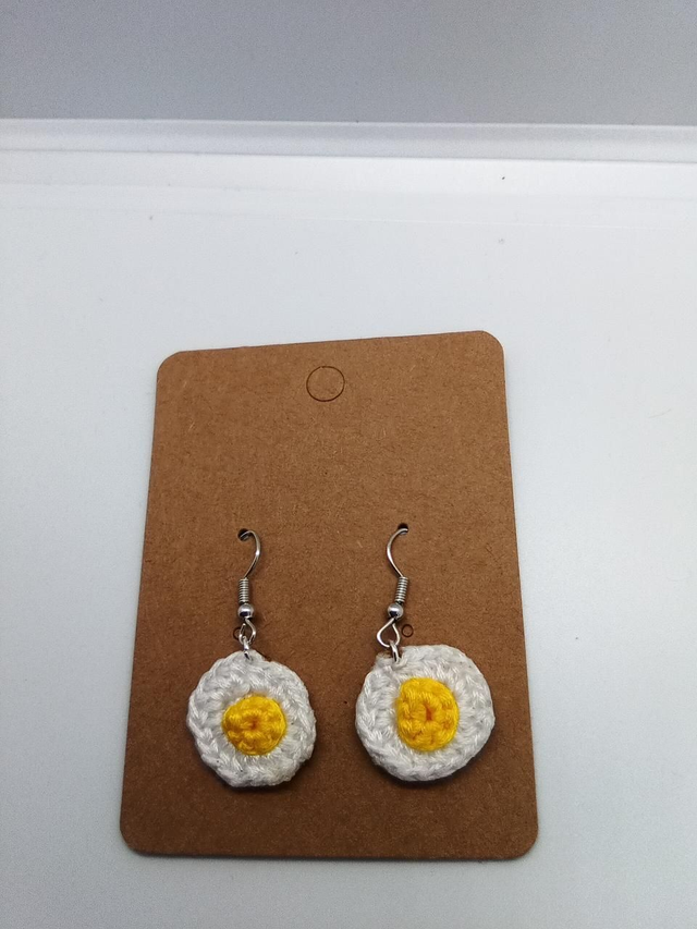 Egg earrings