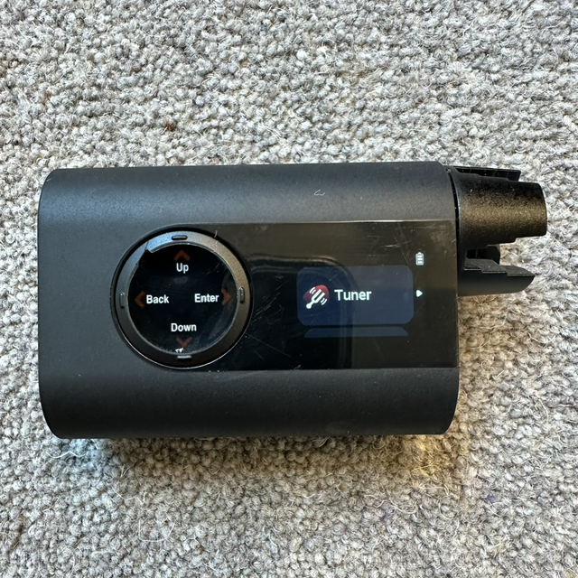 Roadie 3 Smart Automatic Guitar Tuner, Metronome &amp; String Winder