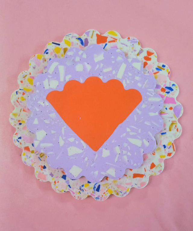 Frykas, Kolorowa podkładka pod dzbanek, kubek lub akcesoria, ryflowana, fioletowa, 14 cm