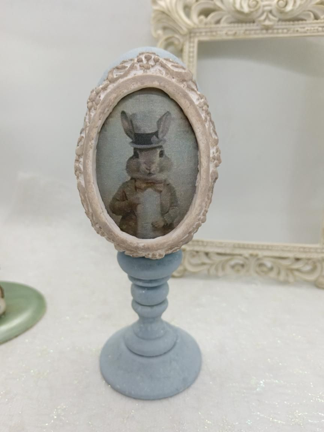 Bunny in a top hat Goose egg 