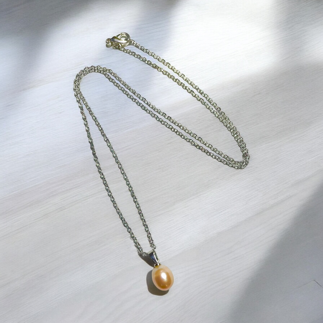 Freshwater pearl necklaces
