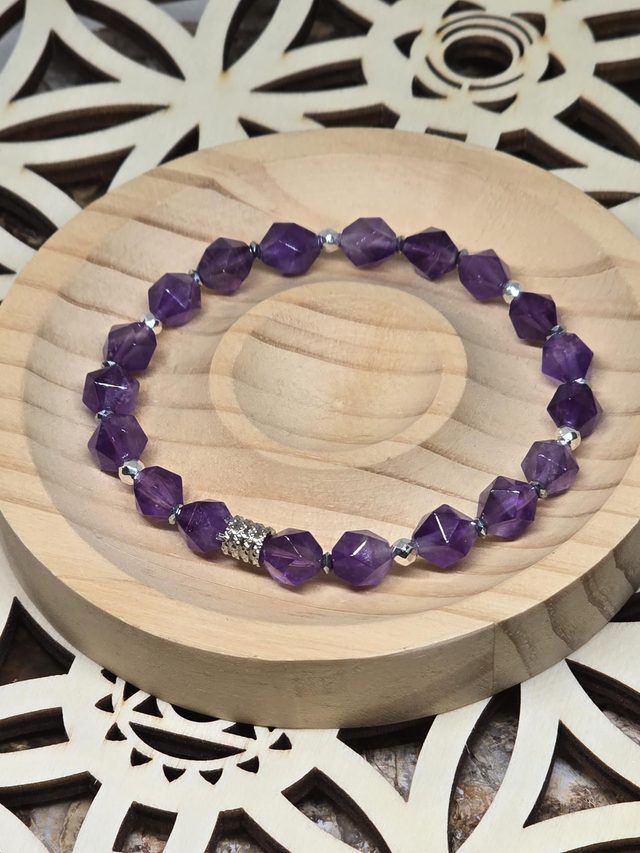 Bracelet Améthyste ovale à facettes 0,8 cm 