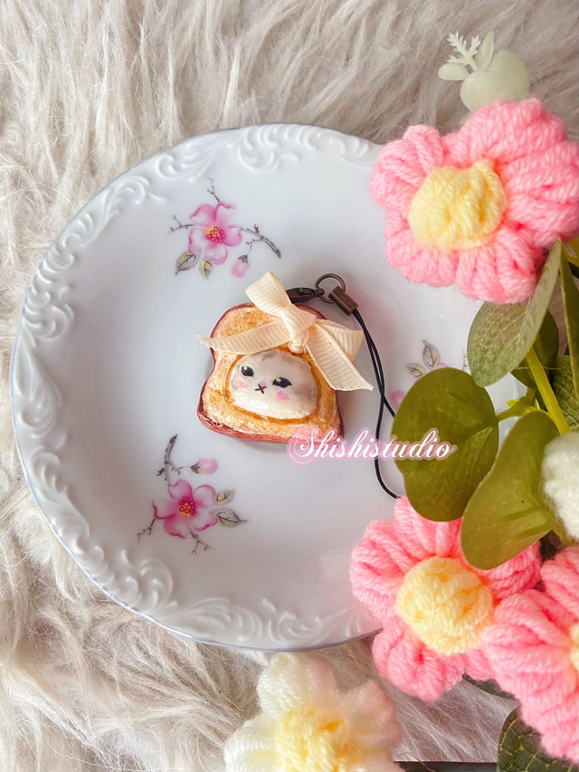 Mofusand miniature bread strap