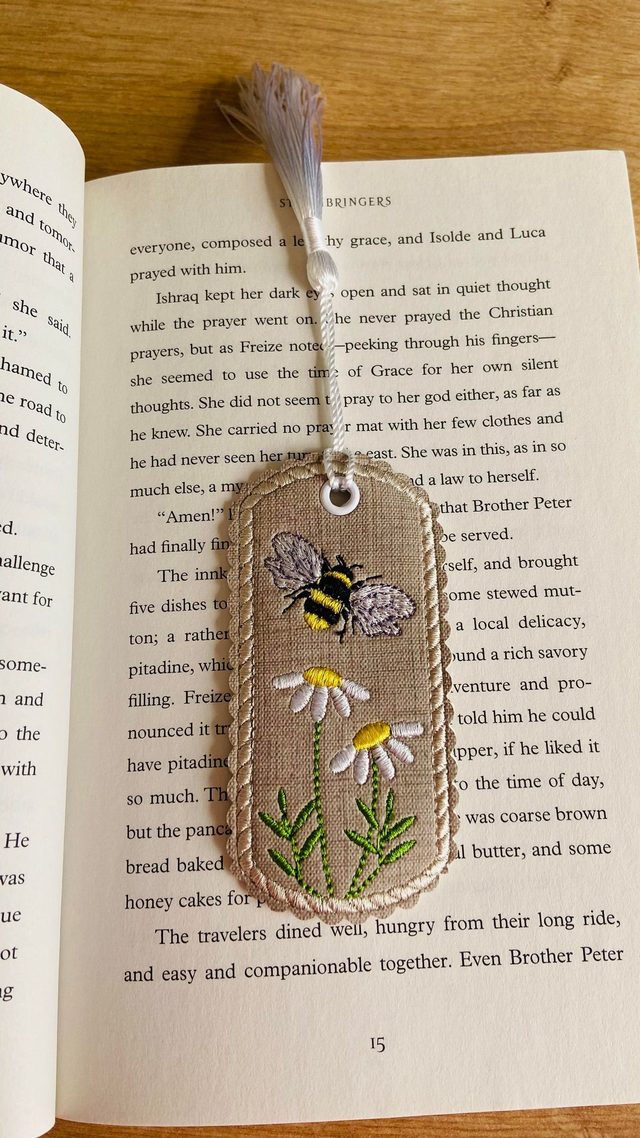 Bee & Daisy Faux Leather bookmark with tassel