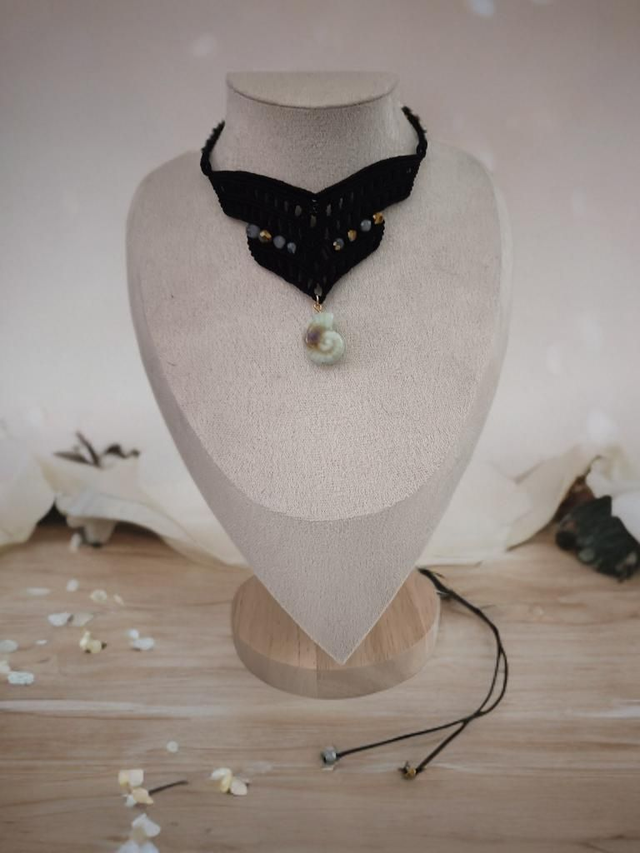 Collier réglable "Coquille d'ébène"