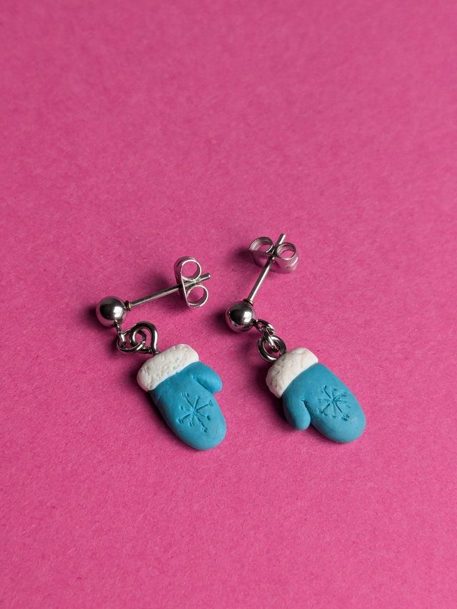 Boucles d'oreilles moufles bleues
