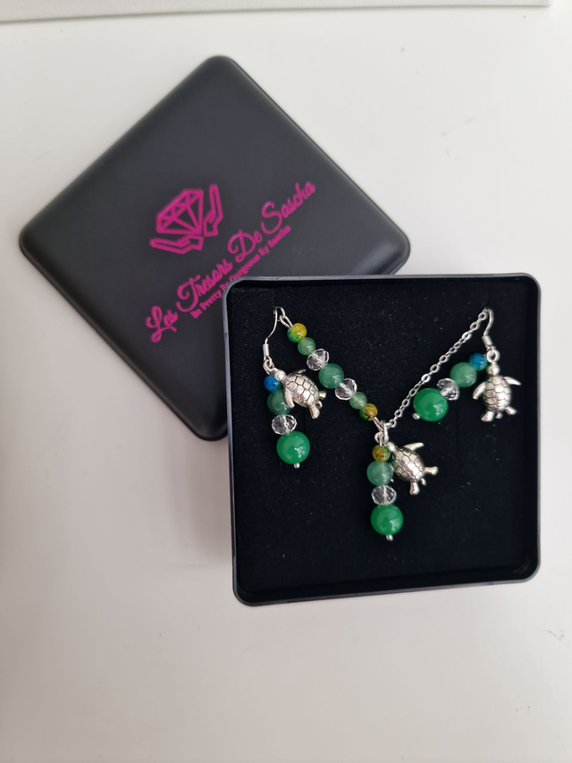 Parure Bijoux Acier Argenté Tortues Perles Jade Cristal