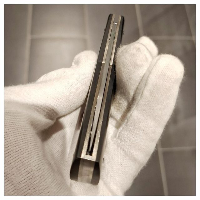 Taurus - Paperstone et nacre noire