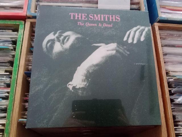 The Smiths - The Queen Is Dead