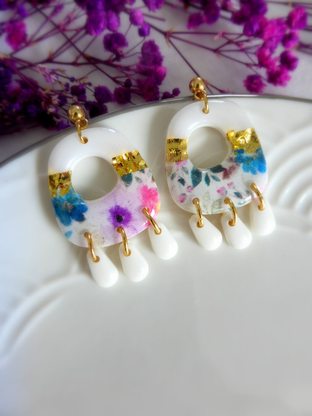 Boucles d&#039;oreilles pendantes - Fleurs de Lumière