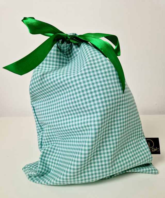 Gift pouch Green checkered