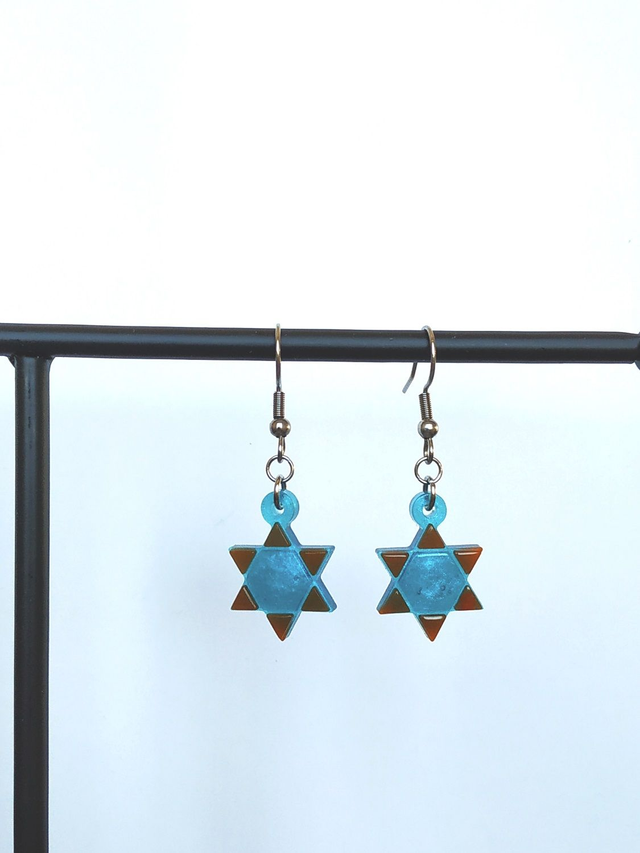 Boucles d'oreilles étoile bleutée