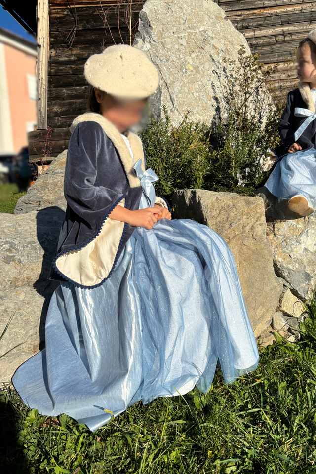 Robe de princesse du Nord, Bleue  