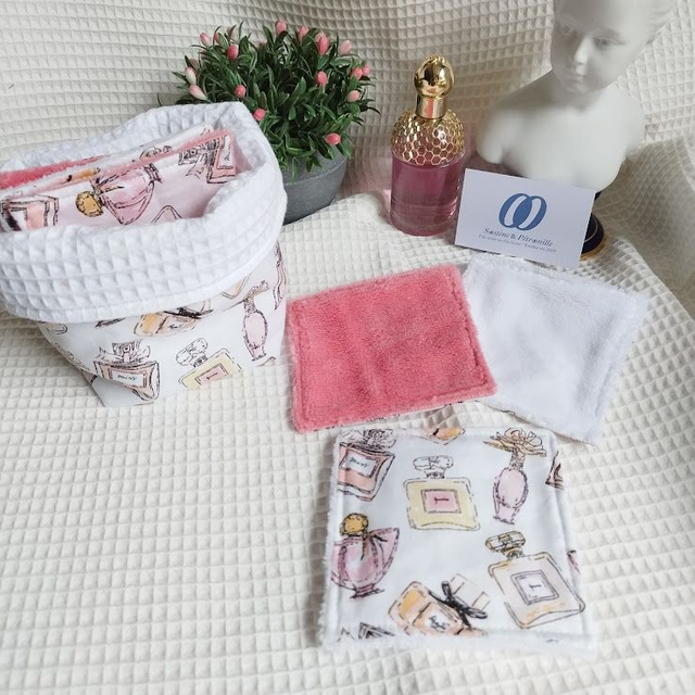 Panières  Parfum  et ses 8 lingettes lavables démaquillantes 