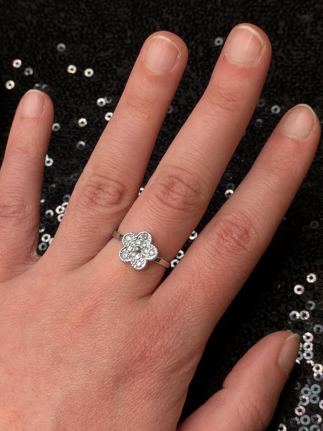 Bague zirconium fleur