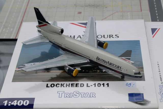 British Airtours L-1011 Landor Colors (G-BEAK), 1:400 BlueBox