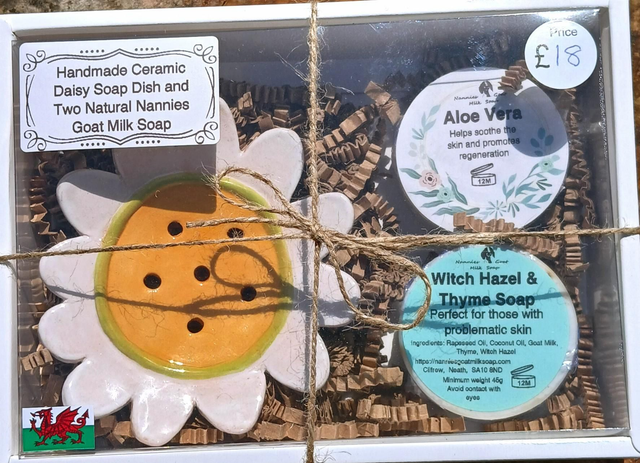  Ceramic Flower Soap Dish Gift Set