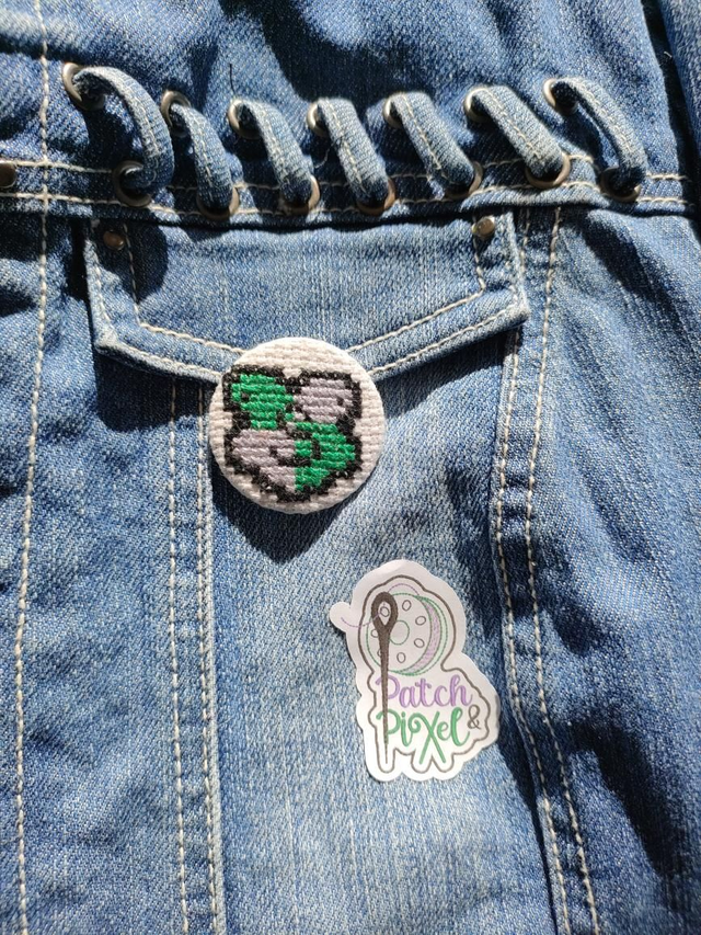 Blason serpentard Badge ou porte clé brodé à la main pixel art école