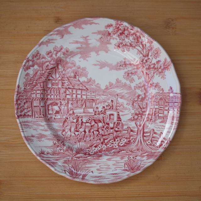 Alfred Meakin | Ontbijtbord (diameter 20 cm | hoogte 2 cm) met ‘Coaching Days’ motief in roze kleur | Vintage