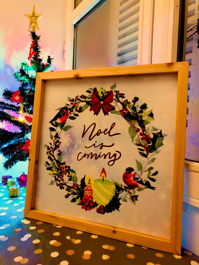 HODYSSEA Cadre Déco Festif Noel is coming Bois Sapin Carré mural ou à poser