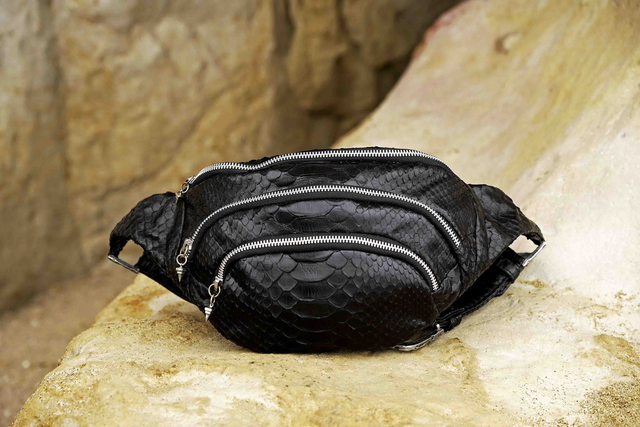 1818021 ASH PYTHON BAGBLACK/SILVER