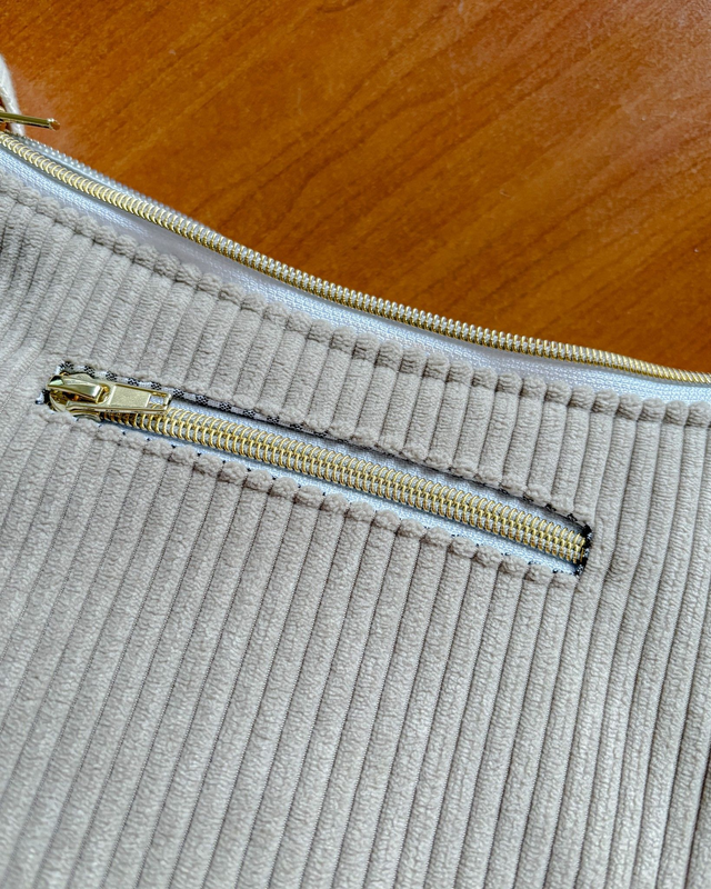 Poche arrière extérieur - option banane