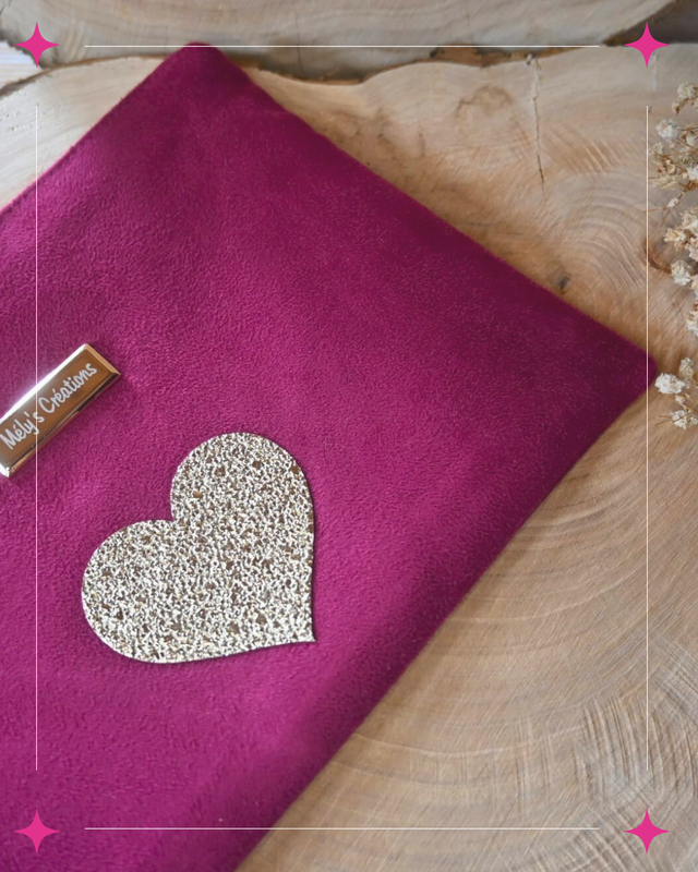 💖Trousse plate “Made with Love” – Chic, douce & symbolique💖