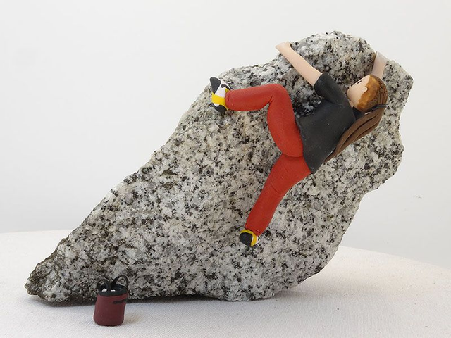 Customized bouldering figure