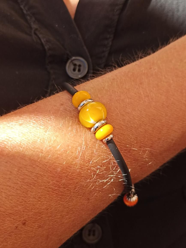 Bracelet en verre jaune 