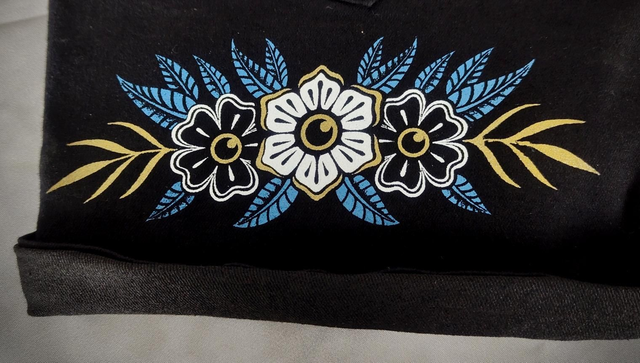 Short en Jean Taille haute "Flower Tattoo"