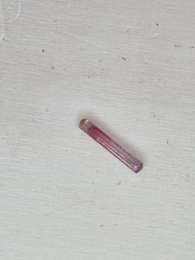 Tourmaline rose / 028