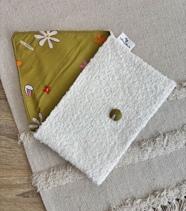 Pochette Albertha&#039;s &quot;Vert lapin&quot;