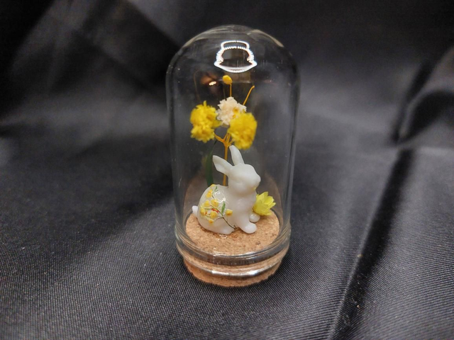 Mini-cloche lapin jaune