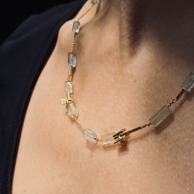 J606 COLLANA MULINO VERDE BERILLO