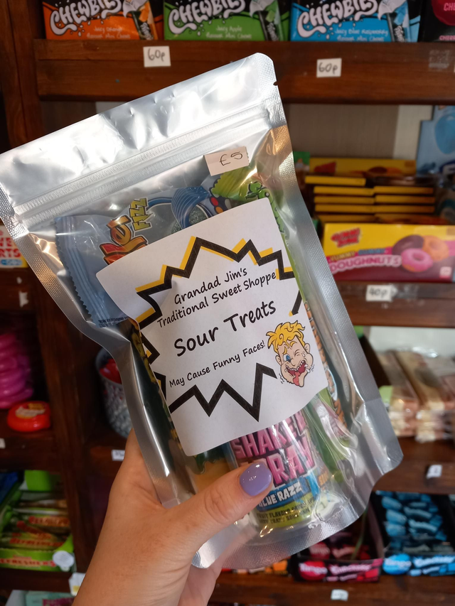 SOUR TREAT POUCH