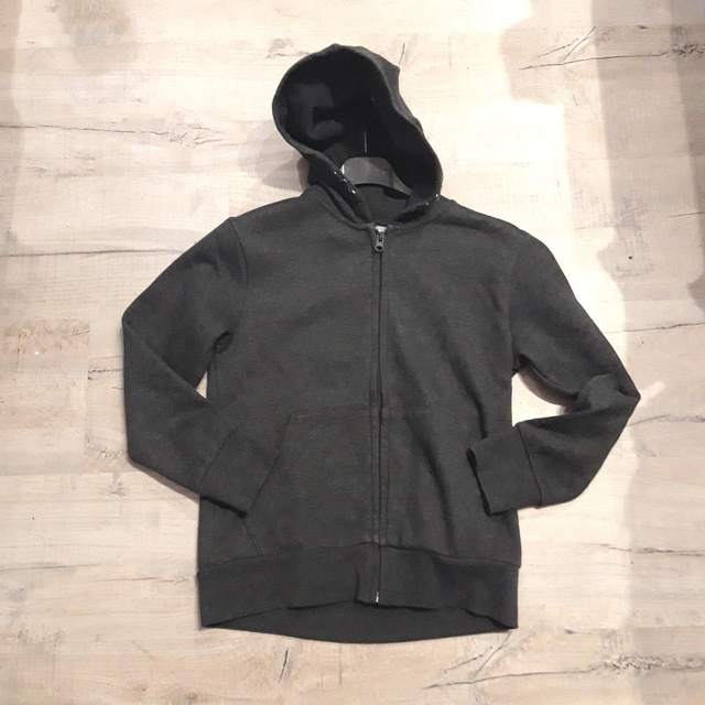 Sweat capuche zippé 