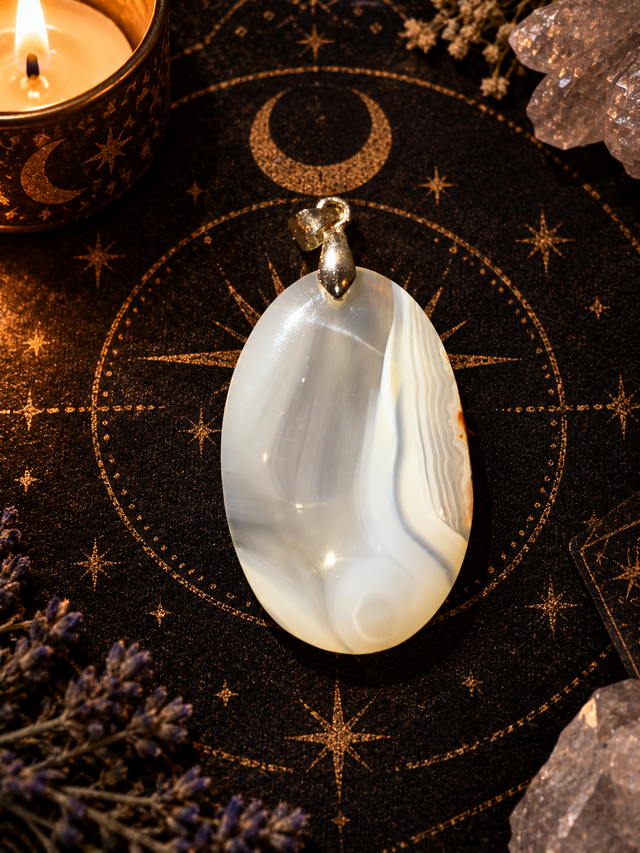 Pendentif agate blanche