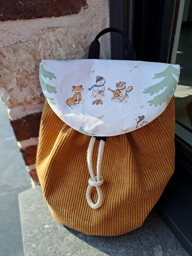 sac à dos velours ocre