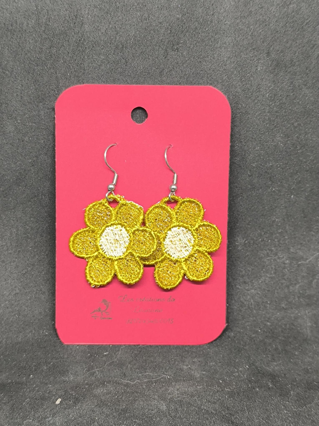 Boucle d'oreille pétales or blanc 