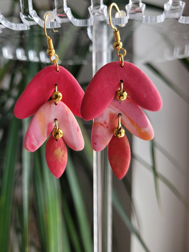 Drop earrings: Three-tier pink vibe