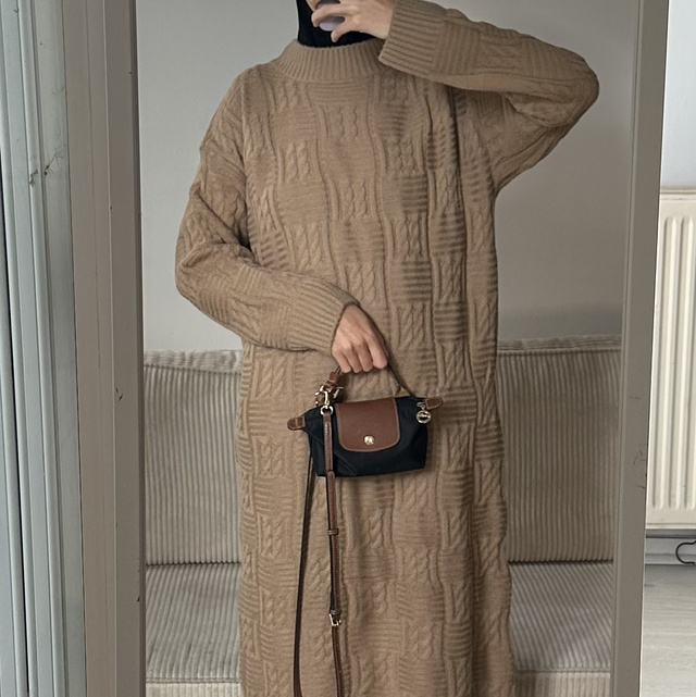Robe en laine camel épaisse