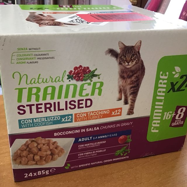 NATURAL TRAINER CAT STERILISED MERLUZZO/TACCHINO 24/85GR 8059149282008