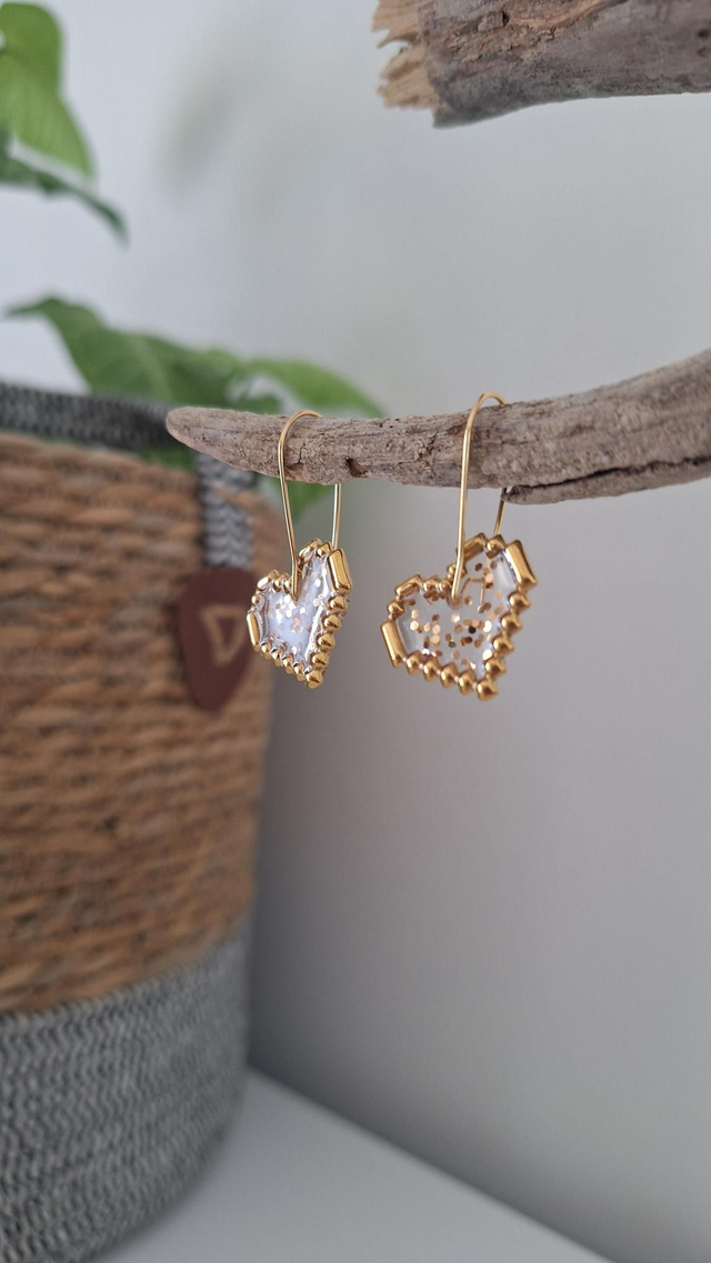 Boucles oreilles cœurs &quot;pixels&quot; paillettes dorées 