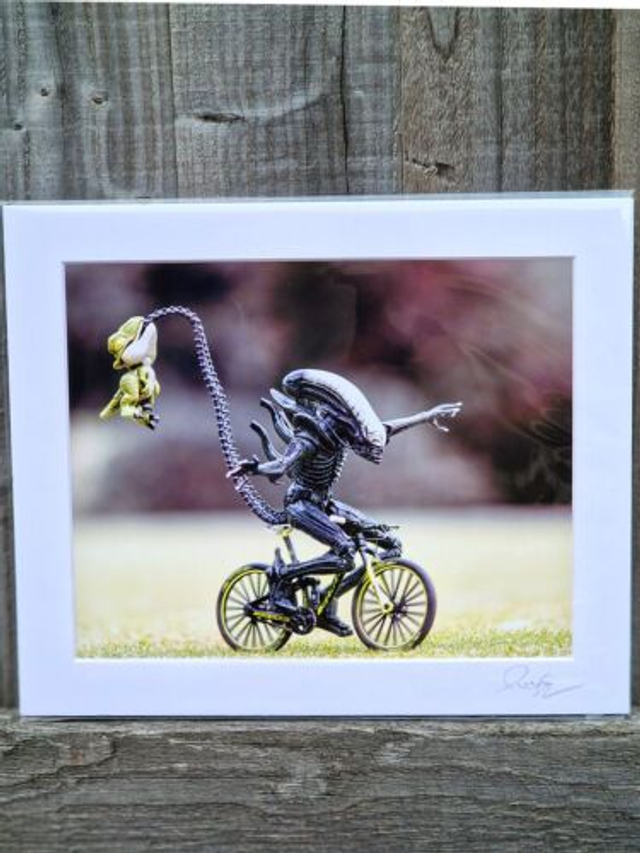 Alien Xenomorph and Dinosaur