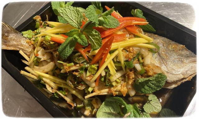 075 Pla Lui Suan Sam Rod