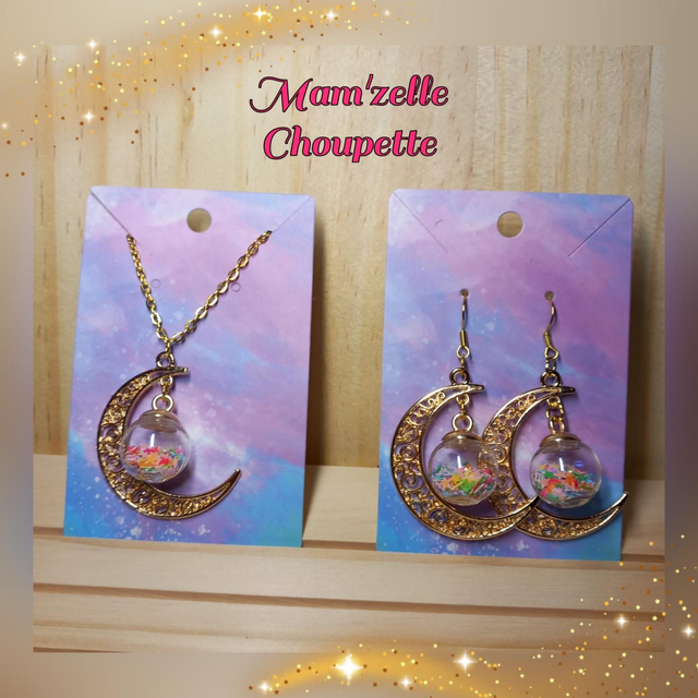 Collier et boucles d&#039;oreilles étoiles et lunes