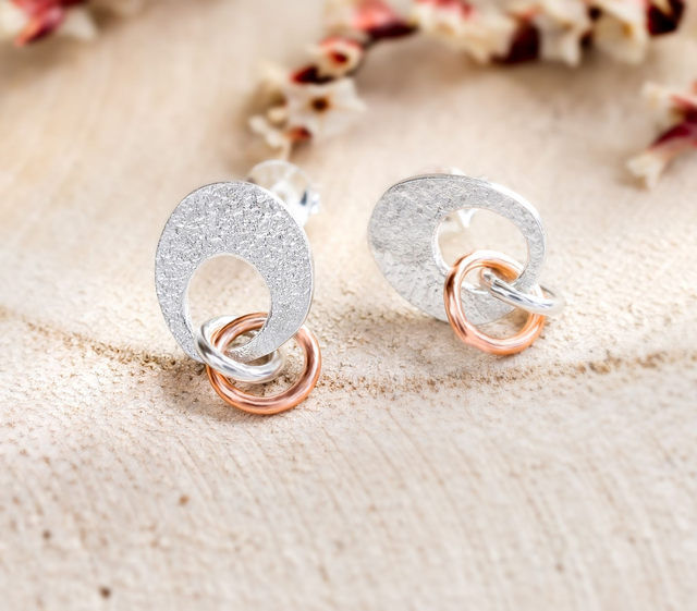 Pendientes ovalados con mini aros en plata 925 y cobre