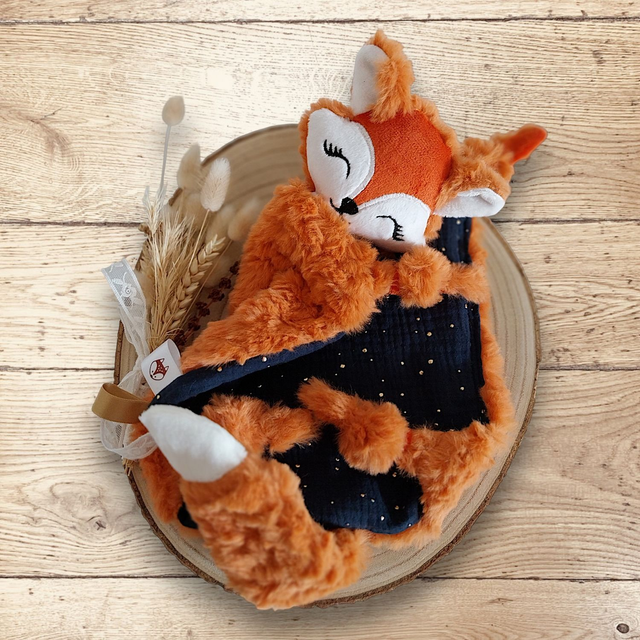 Renard fourrure orange et double gaze pois or